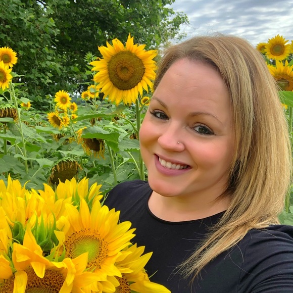 Meet your Posher, Kerri - Picture 5 of 9